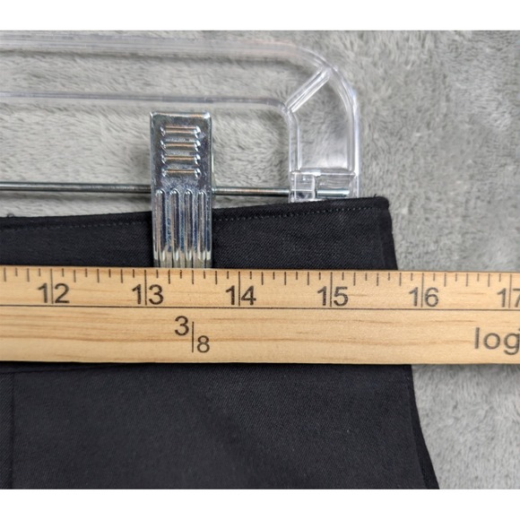 SPANX Polished 6" On the Go Shorts Women M Black 20370R Pockets Tummy Control - Picture 4 of 5